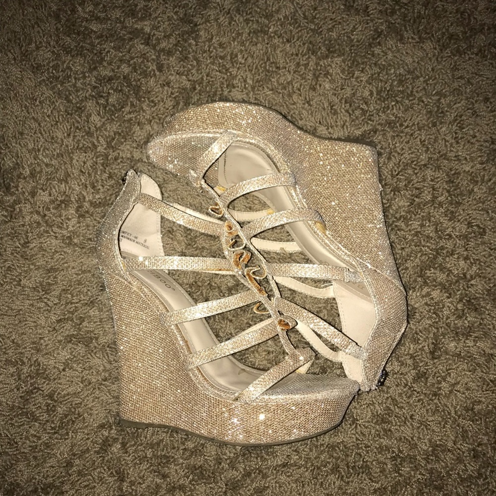 Sparkly gold high heels size 8